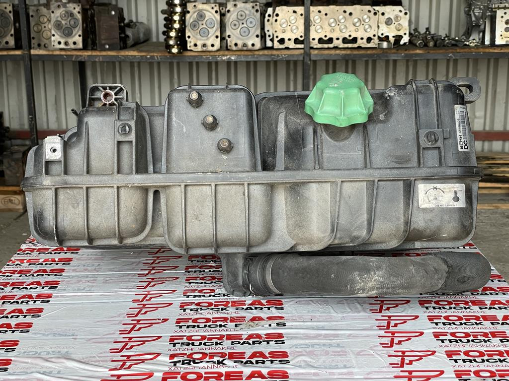 MERCEDES-BENZ ACTROS MP4 - A 960 501 41 03 - Expansietank voor Vrachtwagen: afbeelding 4 MERCEDES-BENZ ACTROS MP4 - A 960 501 41 03 - Expansietank voor Vrachtwagen: afbeelding 4