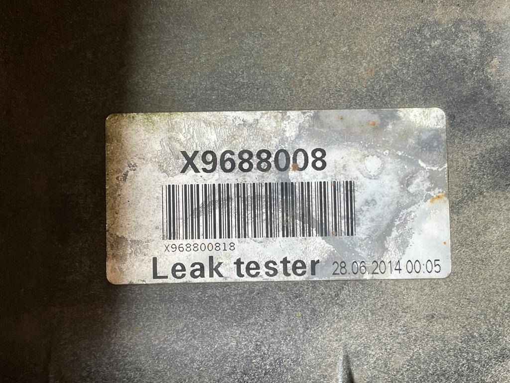 MERCEDES-BENZ ACTROS MP4 - A 960 501 41 03 - Expansietank voor Vrachtwagen: afbeelding 5 MERCEDES-BENZ ACTROS MP4 - A 960 501 41 03 - Expansietank voor Vrachtwagen: afbeelding 5