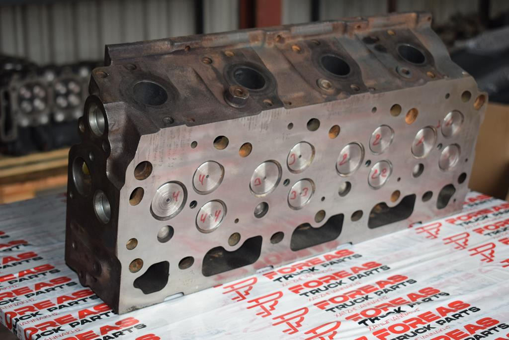 MERCEDES-BENZ ATEGO 904 WITH VALVE BRAKE - Cilinderkop voor Vrachtwagen: afbeelding 2 MERCEDES-BENZ ATEGO 904 WITH VALVE BRAKE - Cilinderkop voor Vrachtwagen: afbeelding 2