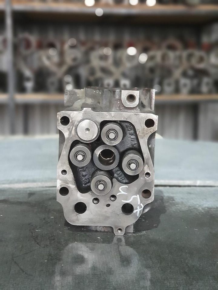 MERCEDES-BENZ AXOR OM 457 EURO III - Cilinderkop voor Vrachtwagen: afbeelding 2 MERCEDES-BENZ AXOR OM 457 EURO III - Cilinderkop voor Vrachtwagen: afbeelding 2