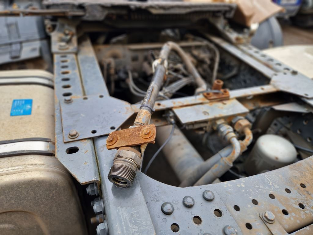 MERCEDES-BENZ HYDRAULIC OVERTURN SYSTEM FOR ACTROS MP4 - Hydraulica voor Vrachtwagen: afbeelding 2 MERCEDES-BENZ HYDRAULIC OVERTURN SYSTEM FOR ACTROS MP4 - Hydraulica voor Vrachtwagen: afbeelding 2
