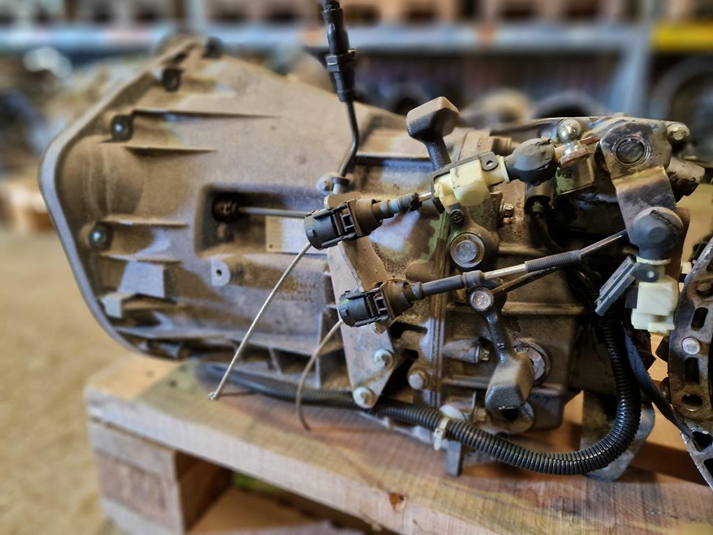 MERCEDES-BENZ SPRINTER 711620 - Versnellingsbak voor Vrachtwagen: afbeelding 2 MERCEDES-BENZ SPRINTER 711620 - Versnellingsbak voor Vrachtwagen: afbeelding 2