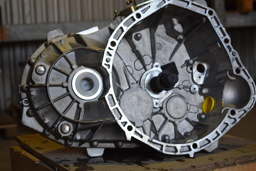 MERCEDES-BENZ VITO - Α638 260 23 00 - Versnellingsbak voor Vrachtwagen: afbeelding 1 MERCEDES-BENZ VITO - Α638 260 23 00 - Versnellingsbak voor Vrachtwagen: afbeelding 1