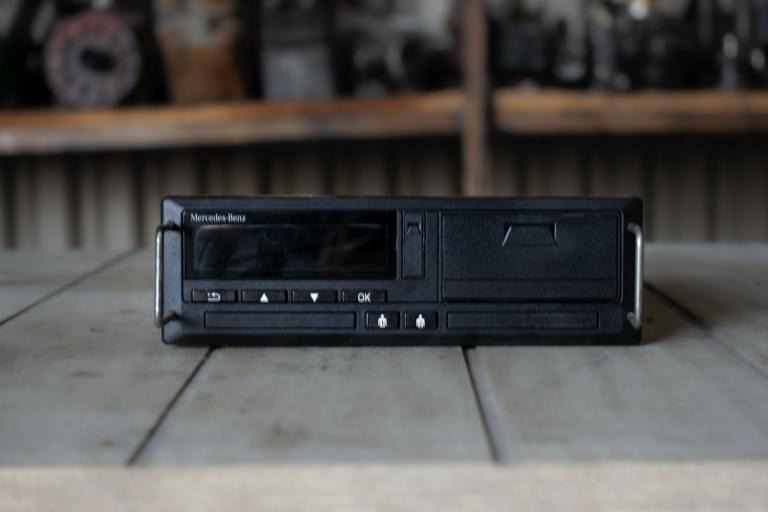 MERCEDES SPRINTER 12V - Tachograph voor Vrachtwagen: afbeelding 1 MERCEDES SPRINTER 12V - Tachograph voor Vrachtwagen: afbeelding 1