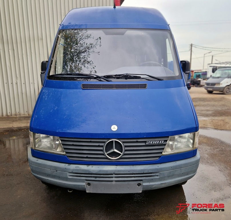 MERCEDES SPRINTER OM601 - Cabine voor Bestelwagen: afbeelding 2 MERCEDES SPRINTER OM601 - Cabine voor Bestelwagen: afbeelding 2