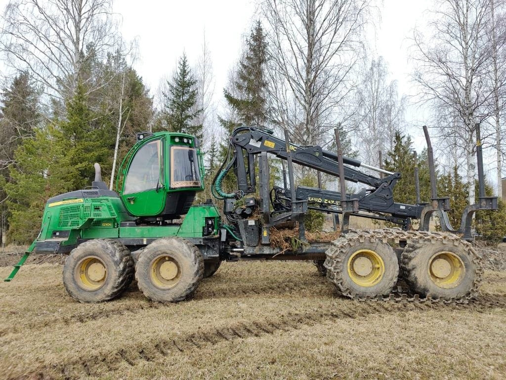 John Deere 1210 G - Forwarder: afbeelding 2 John Deere 1210 G - Forwarder: afbeelding 2