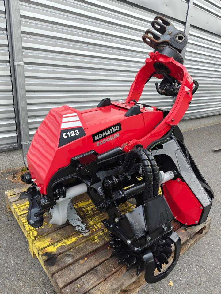 Komatsu C 123 - Boomvelkop: afbeelding 1 Komatsu C 123 - Boomvelkop: afbeelding 1
