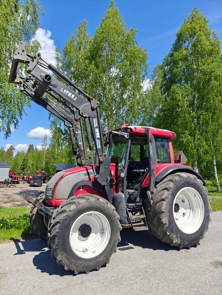 Valtra C 150 - Tractor: afbeelding 2 Valtra C 150 - Tractor: afbeelding 2