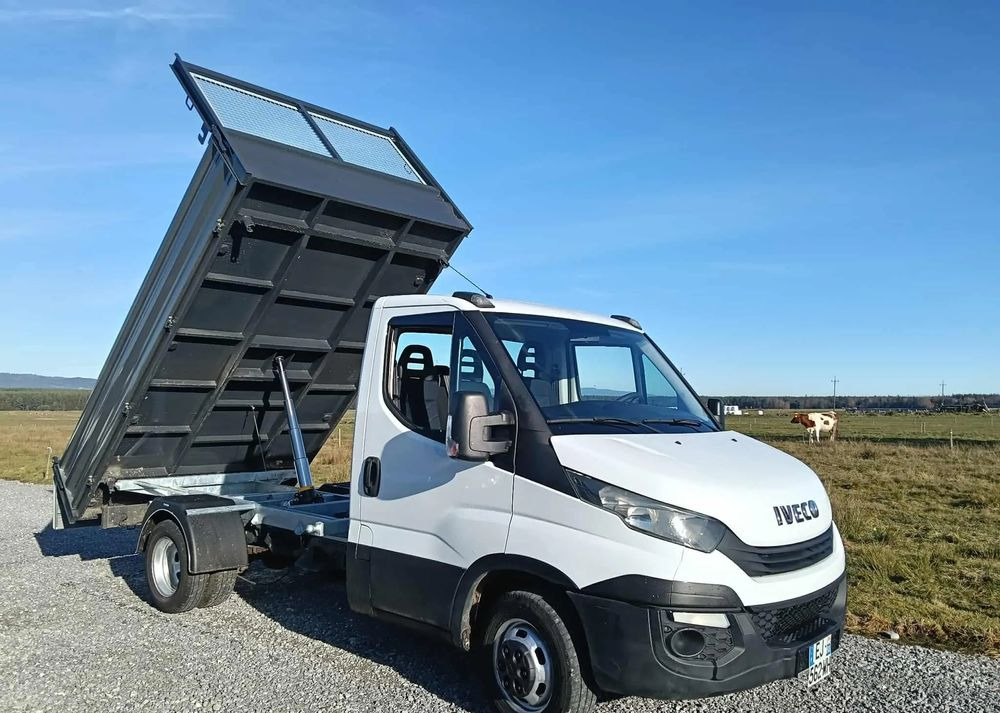 Iveco DAILY 35C13, 35C13, 35C15 - Kipper bestelwagen: afbeelding 2 Iveco DAILY 35C13, 35C13, 35C15 - Kipper bestelwagen: afbeelding 2