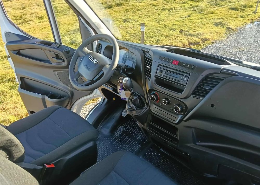 Iveco DAILY 35C13, 35C13, 35C15 - Kipper bestelwagen: afbeelding 3 Iveco DAILY 35C13, 35C13, 35C15 - Kipper bestelwagen: afbeelding 3