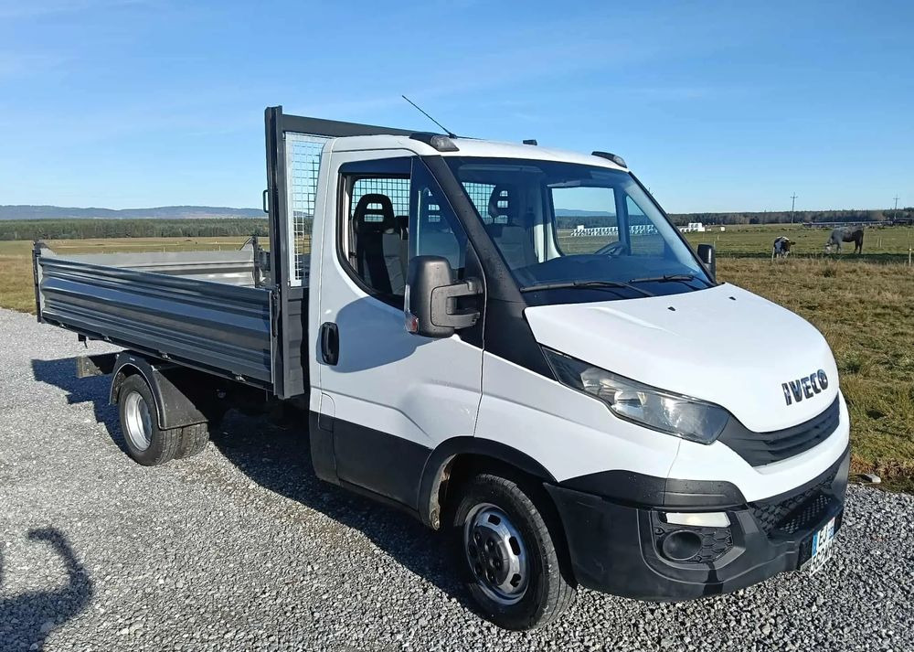 Iveco DAILY 35C13, 35C13, 35C15 - Kipper bestelwagen: afbeelding 4 Iveco DAILY 35C13, 35C13, 35C15 - Kipper bestelwagen: afbeelding 4