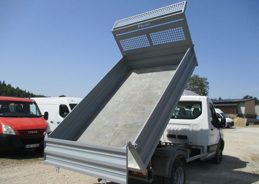 Ford Transit kiper 2.0 - 170KM wywrotka klima Hak - Kipper bestelwagen: afbeelding 4 Ford Transit kiper 2.0 - 170KM wywrotka klima Hak - Kipper bestelwagen: afbeelding 4