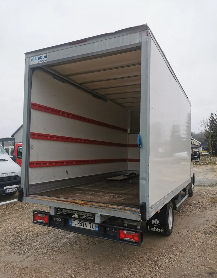 Iveco 3.0-150KM Daily 35C15 Kontener długi rama 35-150 kiper Klimatyzacja długi rozstaw - Bestelwagen gesloten laadbak: afbeelding 5 Iveco 3.0-150KM Daily 35C15 Kontener długi rama 35-150 kiper Klimatyzacja długi rozstaw - Bestelwagen gesloten laadbak: afbeelding 5
