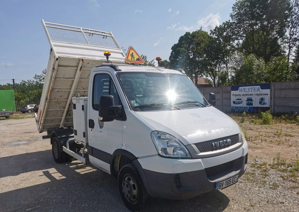 Iveco Daily 35C11 Kiper wywrotka Hak Bliźniak sprowadzony - Kipper bestelwagen: afbeelding 1 Iveco Daily 35C11 Kiper wywrotka Hak Bliźniak sprowadzony - Kipper bestelwagen: afbeelding 1