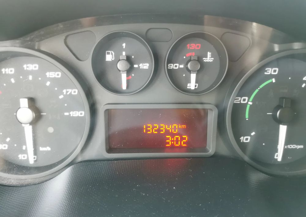 Kipper bestelwagen Iveco Daily 35C13 Brygadówka Klima 35-130 wywrotka kiper doka Dubel: afbeelding 17