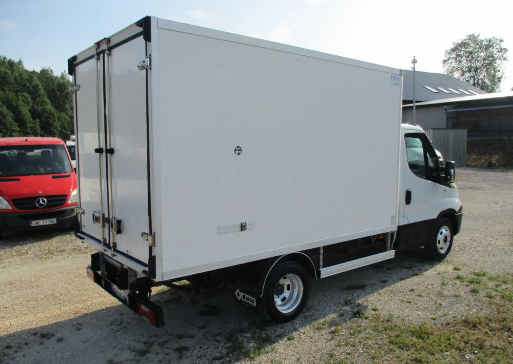 Iveco Daily 35C13 chłodnia Mroźnia na bliźniaku 35-130 Thermo King agregat - Koelwagen: afbeelding 4 Iveco Daily 35C13 chłodnia Mroźnia na bliźniaku 35-130 Thermo King agregat - Koelwagen: afbeelding 4