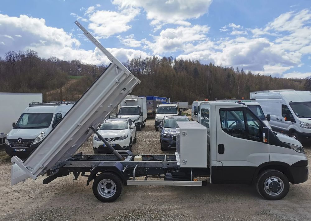 Iveco Daily 35C15 Kiper wywrotka 3.0 -150KM Hak Bliźniak klimatyzacja sprowadzony - Kipper bestelwagen: afbeelding 4 Iveco Daily 35C15 Kiper wywrotka 3.0 -150KM Hak Bliźniak klimatyzacja sprowadzony - Kipper bestelwagen: afbeelding 4