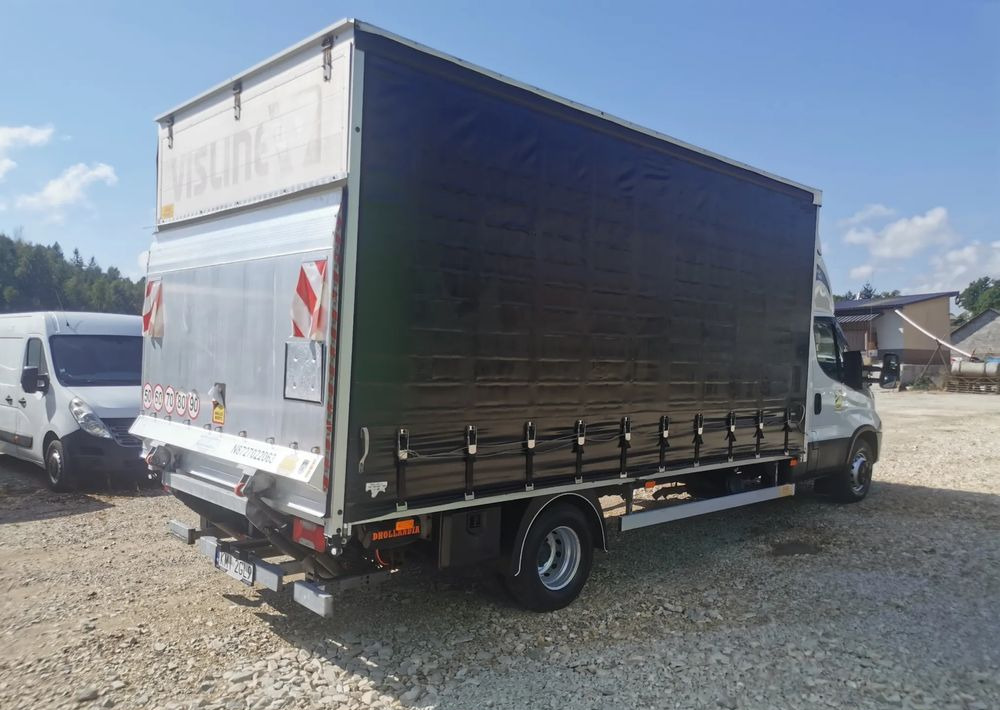 Iveco Daily 70C18 firana Winda 1.000kg Dhollandia wejkama 12pal - Schuifzeilen vrachtwagen: afbeelding 2 Iveco Daily 70C18 firana Winda 1.000kg Dhollandia wejkama 12pal - Schuifzeilen vrachtwagen: afbeelding 2