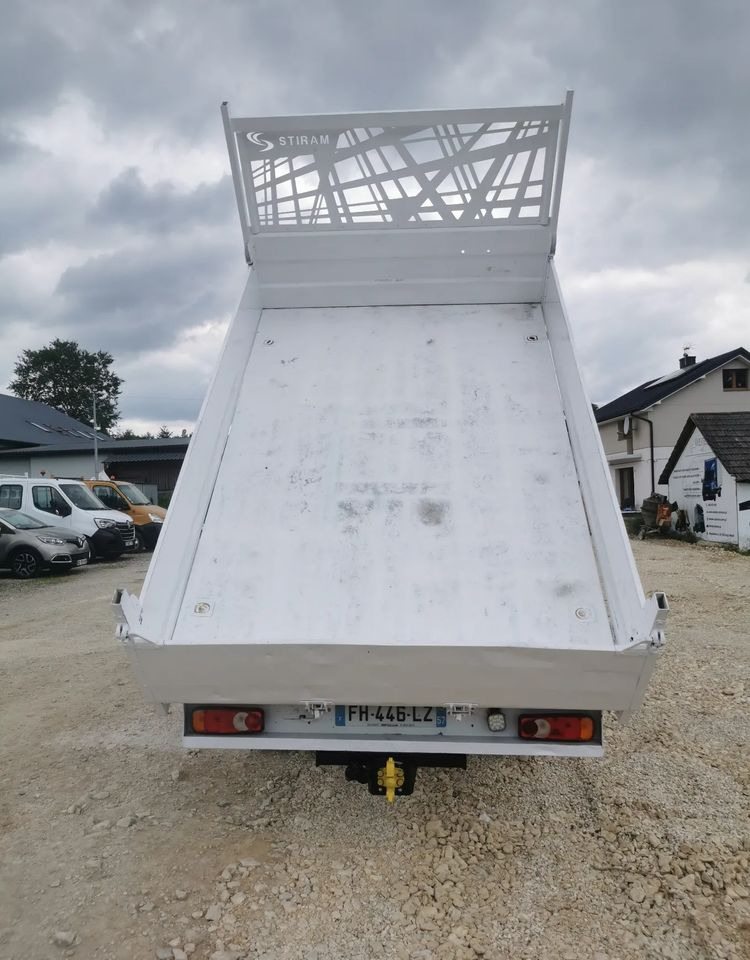 Renault Master Kiper wywrotka 2.3-145KM Hak Bliźniak klimatyzacja Kamera cofania - Kipper bestelwagen: afbeelding 5 Renault Master Kiper wywrotka 2.3-145KM Hak Bliźniak klimatyzacja Kamera cofania - Kipper bestelwagen: afbeelding 5