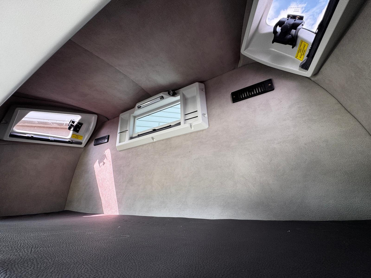 IVECO DAILY 35S21 - Bergingsvoertuig: afbeelding 5 IVECO DAILY 35S21 - Bergingsvoertuig: afbeelding 5