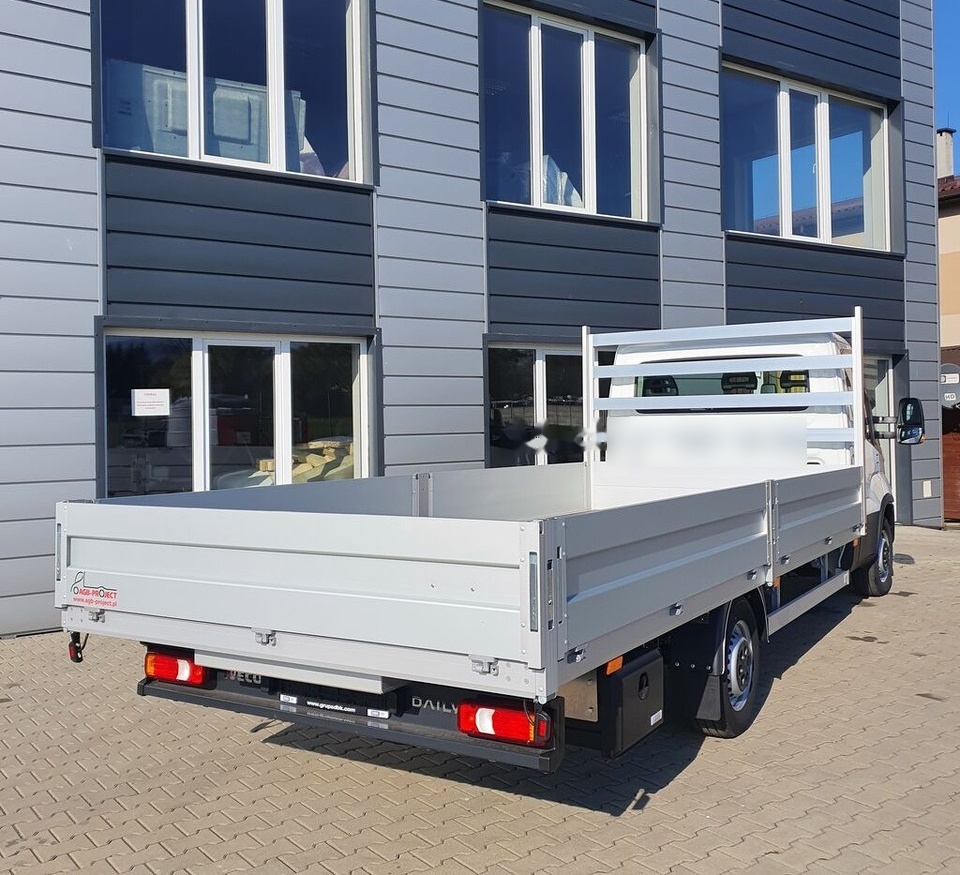 IVECO Daily 35S18 - Bestelwagen open laadbak: afbeelding 3 IVECO Daily 35S18 - Bestelwagen open laadbak: afbeelding 3