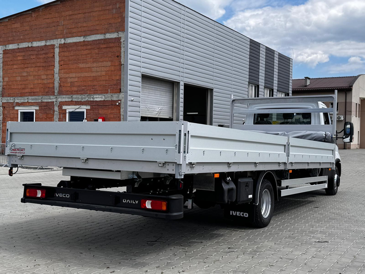 Iveco Daily 70C18 - Vrachtwagen met open laadbak: afbeelding 4 Iveco Daily 70C18 - Vrachtwagen met open laadbak: afbeelding 4