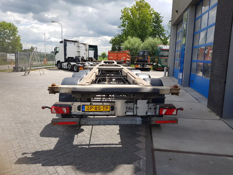 Fliegl SDS 380 MULTI BPW Disc Lift axle - Containertransporter/ Wissellaadbak oplegger: afbeelding 4 Fliegl SDS 380 MULTI BPW Disc Lift axle - Containertransporter/ Wissellaadbak oplegger: afbeelding 4