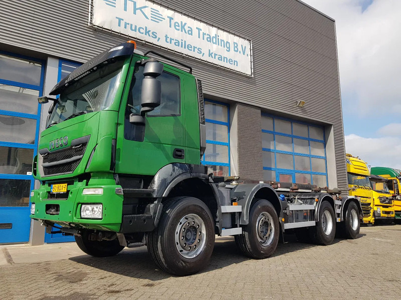 Iveco Stralis 450 8x4 Steel Nieuwe Apk/TÜV 430.000 km kettingsyst 30 ton - Containertransporter/ Wissellaadbak vrachtwagen: afbeelding 1 Iveco Stralis 450 8x4 Steel Nieuwe Apk/TÜV 430.000 km kettingsyst 30 ton - Containertransporter/ Wissellaadbak vrachtwagen: afbeelding 1