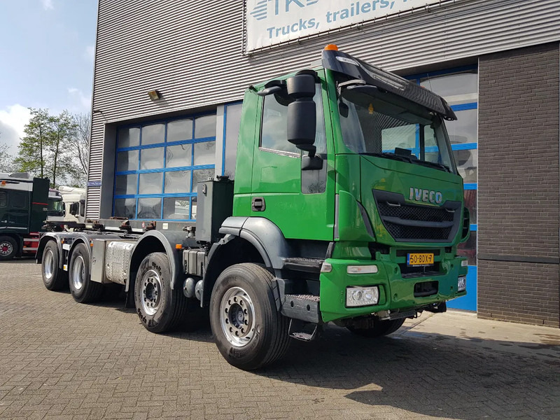 Iveco Stralis 450 8x4 Steel Nieuwe Apk/TÜV 430.000 km kettingsyst 30 ton - Containertransporter/ Wissellaadbak vrachtwagen: afbeelding 5 Iveco Stralis 450 8x4 Steel Nieuwe Apk/TÜV 430.000 km kettingsyst 30 ton - Containertransporter/ Wissellaadbak vrachtwagen: afbeelding 5