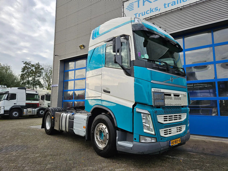 Volvo FH 460 ADR EX/II, EX/III, FL and AT. I-Parc Cool Apk 5-2026 Smart Tacho Pto - Trekker: afbeelding 5 Volvo FH 460 ADR EX/II, EX/III, FL and AT. I-Parc Cool Apk 5-2026 Smart Tacho Pto - Trekker: afbeelding 5