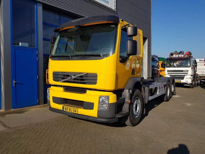 Volvo FE 300 EEV 6X2 Retarder Pto 234.000 KM TÜV - Chassis vrachtwagen: afbeelding 2 Volvo FE 300 EEV 6X2 Retarder Pto 234.000 KM TÜV - Chassis vrachtwagen: afbeelding 2