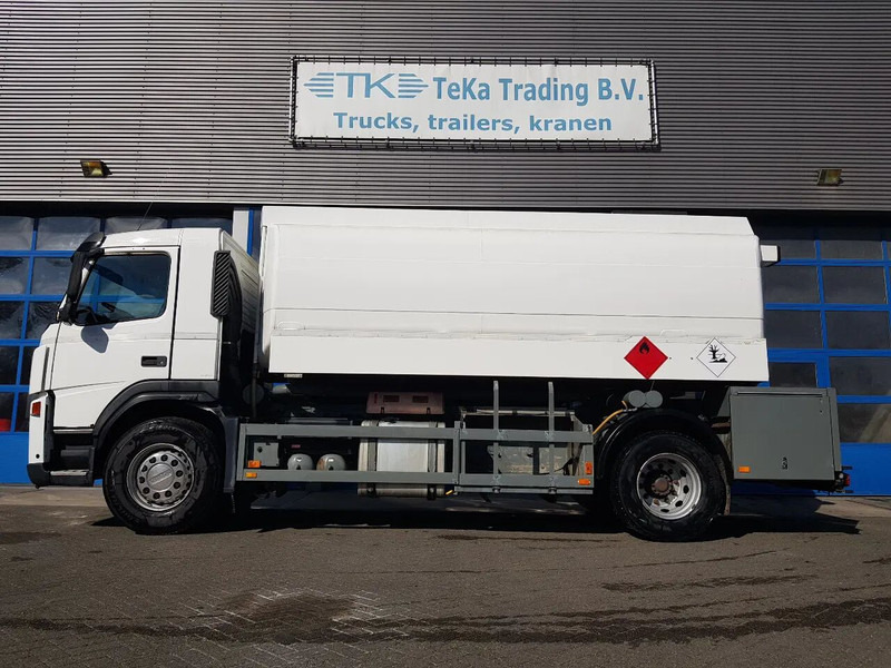 Volvo FM 9.340 Petrol, Diesel 17000 Ltr. 3 Compartementen - Tankwagen: afbeelding 3 Volvo FM 9.340 Petrol, Diesel 17000 Ltr. 3 Compartementen - Tankwagen: afbeelding 3
