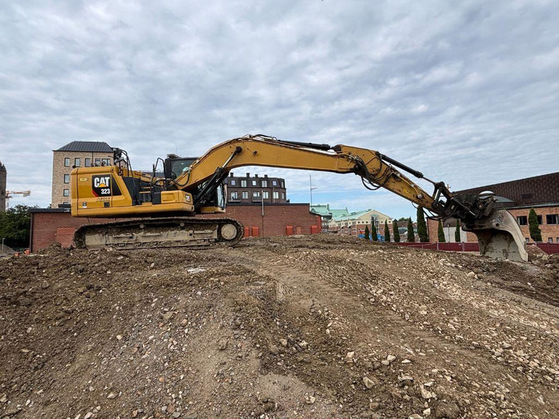 Caterpillar 323 - Rupsgraafmachine: afbeelding 3 Caterpillar 323 - Rupsgraafmachine: afbeelding 3