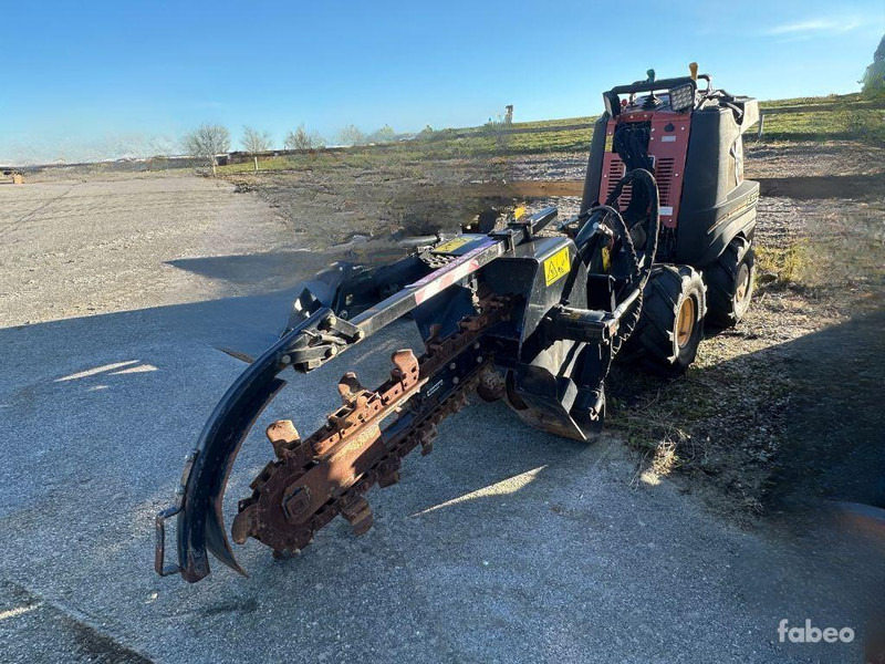 Ditch Witch R300 - Sleuvengraver: afbeelding 1 Ditch Witch R300 - Sleuvengraver: afbeelding 1