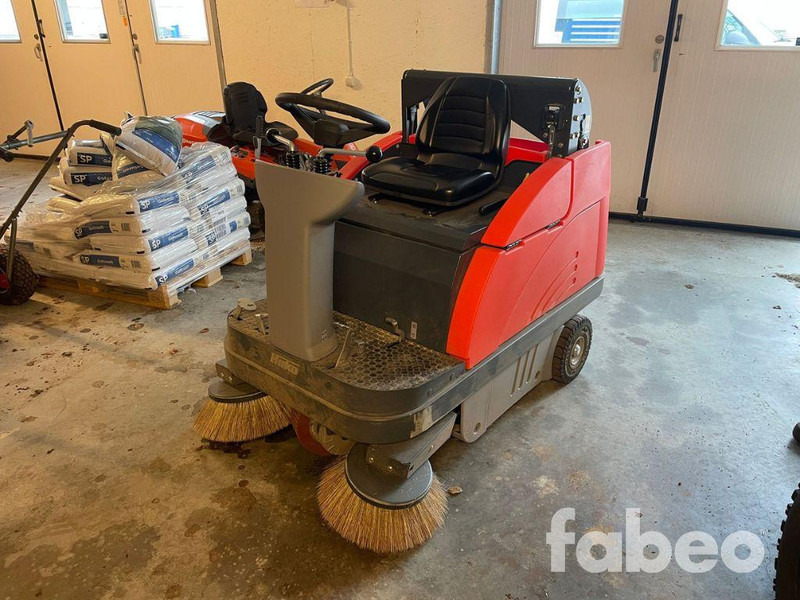 Hako Sweepmaster B980 RH - Industriële veegmachine: afbeelding 1 Hako Sweepmaster B980 RH - Industriële veegmachine: afbeelding 1