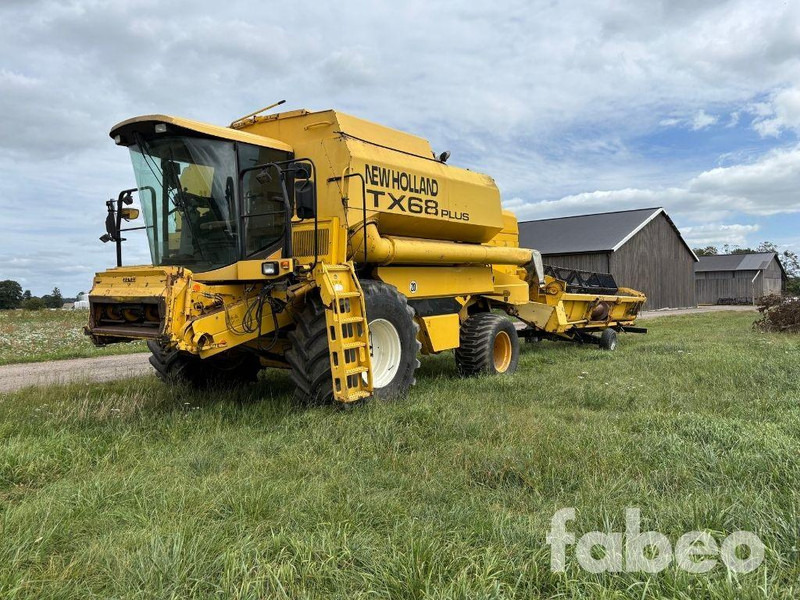 New Holland TX68 Plus - Maaidorser: afbeelding 1 New Holland TX68 Plus - Maaidorser: afbeelding 1