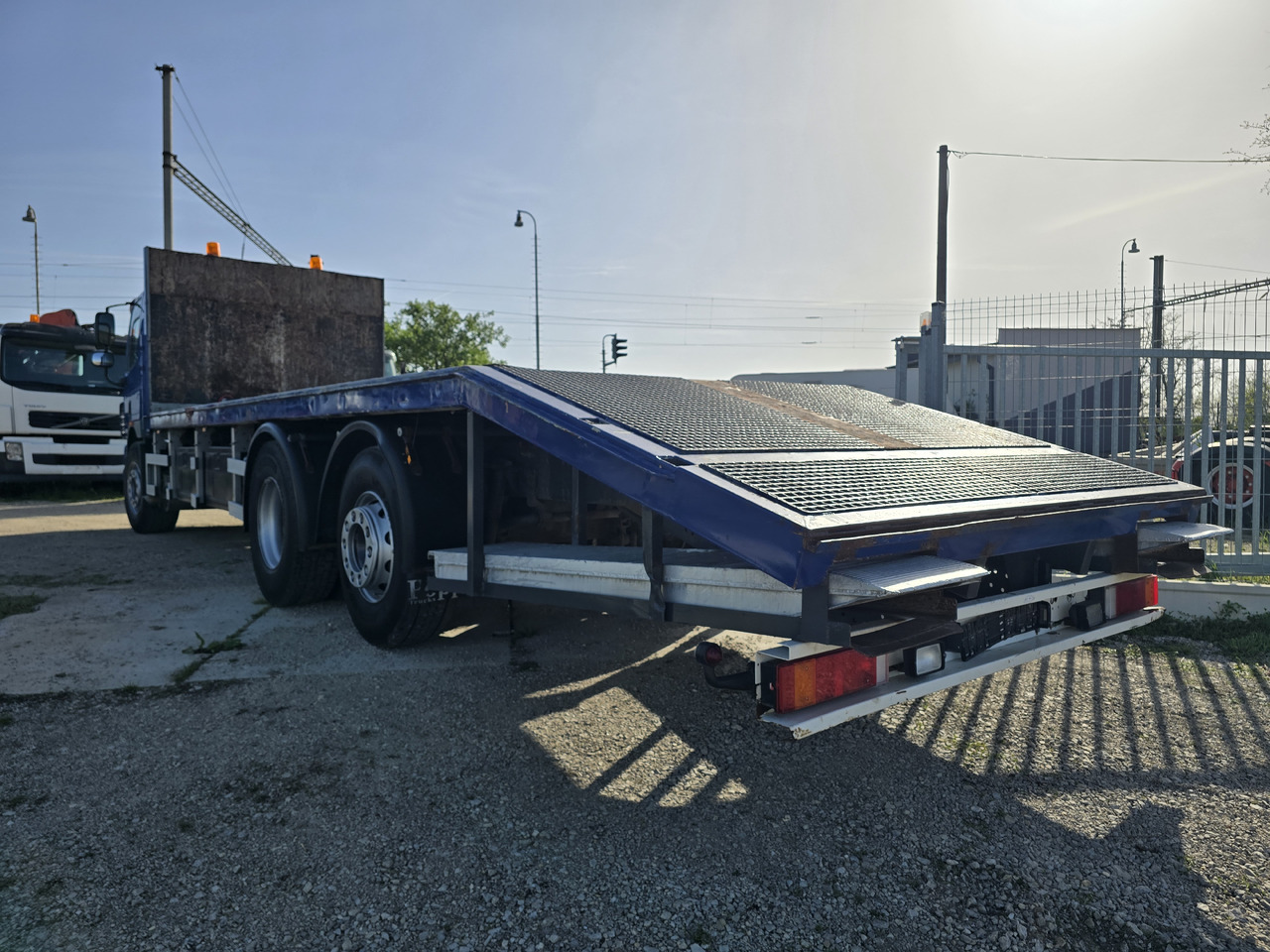 DAF CF 360 MACHINE TRANSPORTER - Autovrachtwagen vrachtwagen: afbeelding 3 DAF CF 360 MACHINE TRANSPORTER - Autovrachtwagen vrachtwagen: afbeelding 3