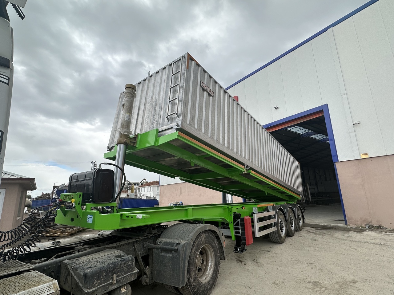 OKTAR TREYLER 2025 - Tankoplegger: afbeelding 3 OKTAR TREYLER 2025 - Tankoplegger: afbeelding 3