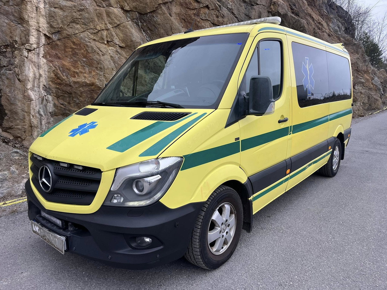 Mercedes-Benz Sprinter 316 - 2 stretcher ambulance - RESERVERAD!! - Ambulance: afbeelding 1 Mercedes-Benz Sprinter 316 - 2 stretcher ambulance - RESERVERAD!! - Ambulance: afbeelding 1