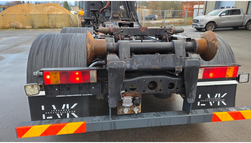 Scania P114 6X2*4 340 Jonsered 100Z - Haakarmsysteem vrachtwagen, Kraanwagen: afbeelding 5 Scania P114 6X2*4 340 Jonsered 100Z - Haakarmsysteem vrachtwagen, Kraanwagen: afbeelding 5