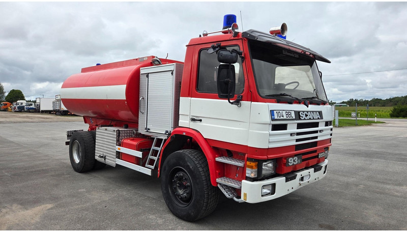 Scania P93 4X2 250 - Brandweerwagen: afbeelding 2 Scania P93 4X2 250 - Brandweerwagen: afbeelding 2