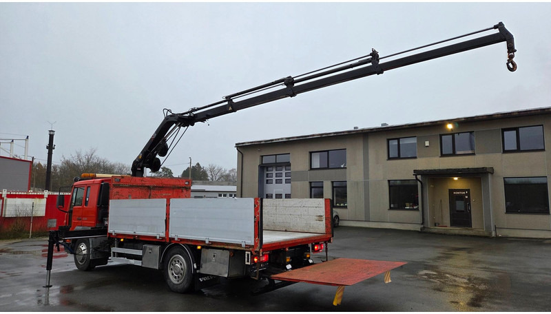 Volvo FL220 4X2 HIAB 077 - Vrachtwagen met open laadbak, Kraanwagen: afbeelding 4 Volvo FL220 4X2 HIAB 077 - Vrachtwagen met open laadbak, Kraanwagen: afbeelding 4