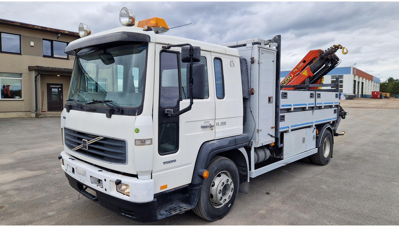 Volvo FL220 4X2 Palfinger PK7501 - Vrachtwagen met open laadbak, Kraanwagen: afbeelding 4 Volvo FL220 4X2 Palfinger PK7501 - Vrachtwagen met open laadbak, Kraanwagen: afbeelding 4