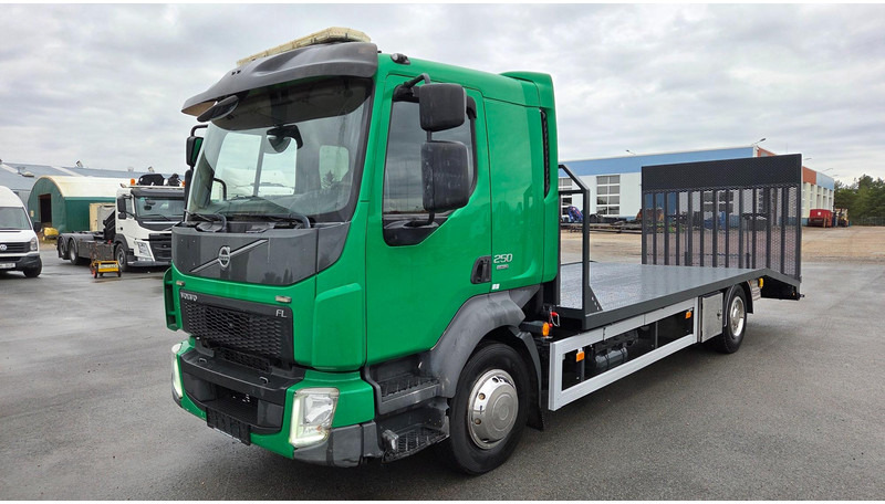 Volvo FL250 4X2 - Autovrachtwagen vrachtwagen: afbeelding 1 Volvo FL250 4X2 - Autovrachtwagen vrachtwagen: afbeelding 1
