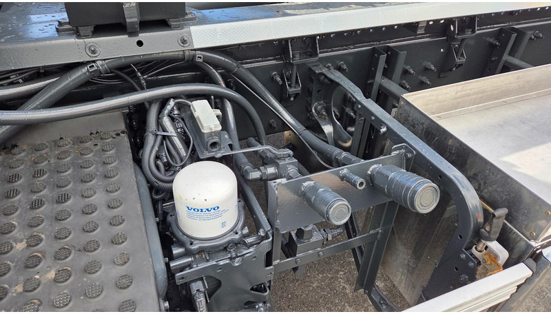 Haakarmsysteem vrachtwagen Volvo FM460 6X2*4: afbeelding 10 Haakarmsysteem vrachtwagen Volvo FM460 6X2*4: afbeelding 10