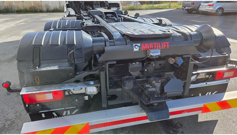 Volvo FM460 6X2*4 - Haakarmsysteem vrachtwagen: afbeelding 5 Volvo FM460 6X2*4 - Haakarmsysteem vrachtwagen: afbeelding 5