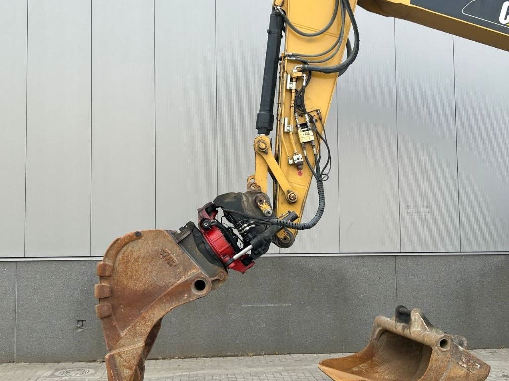 Rupsgraafmachine CAT 330F L (Roto|GPS|2 buckets): afbeelding 6