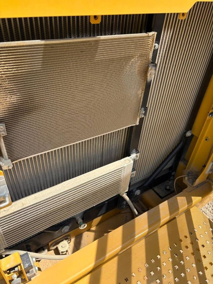 Rupsgraafmachine CAT 374 (On Transport): afbeelding 13 Rupsgraafmachine CAT 374 (On Transport): afbeelding 13