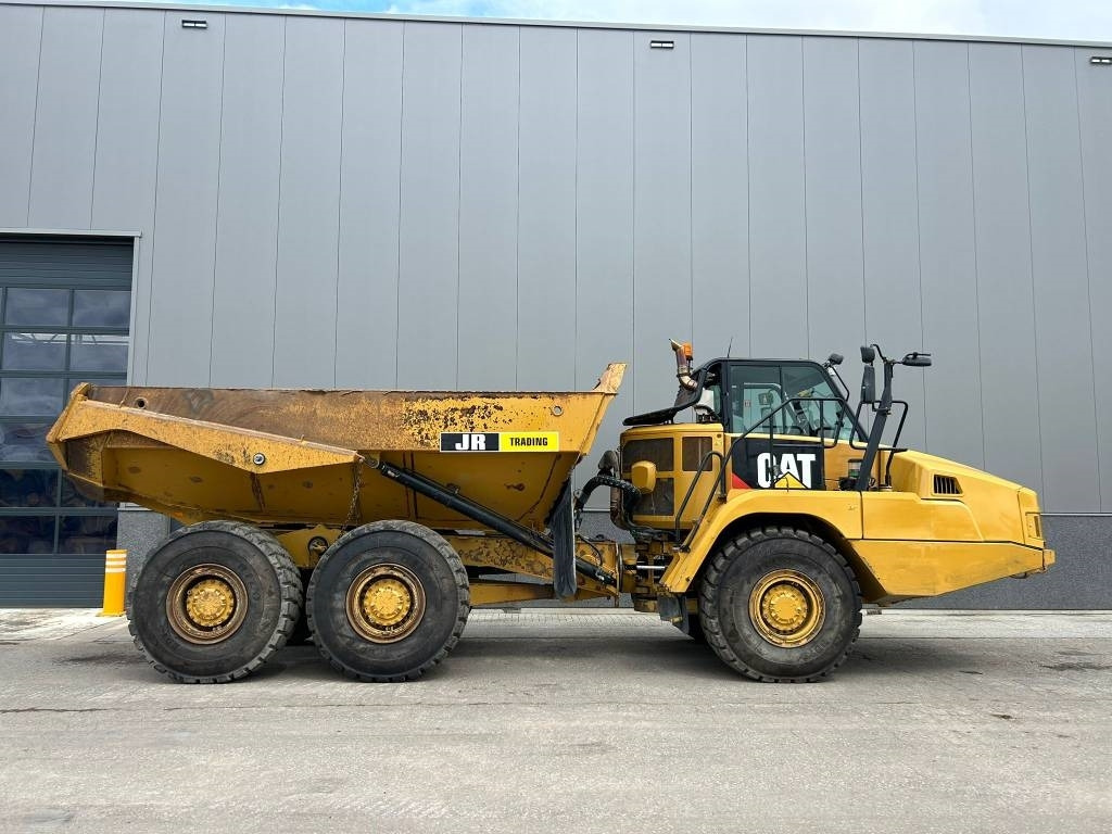 CAT 730 C2 (CE marked / under preparation) - Kiepwagen met knikbesturing: afbeelding 4 CAT 730 C2 (CE marked / under preparation) - Kiepwagen met knikbesturing: afbeelding 4