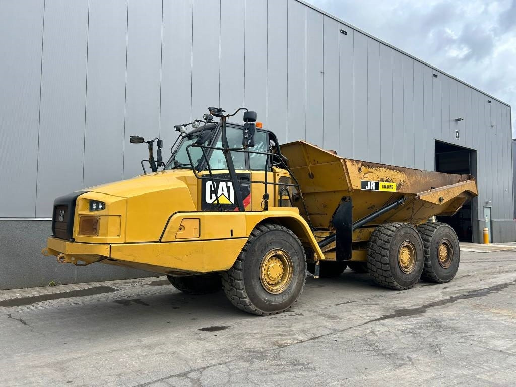 CAT 730 C2 (CE marked / under preparation) - Kiepwagen met knikbesturing: afbeelding 2 CAT 730 C2 (CE marked / under preparation) - Kiepwagen met knikbesturing: afbeelding 2